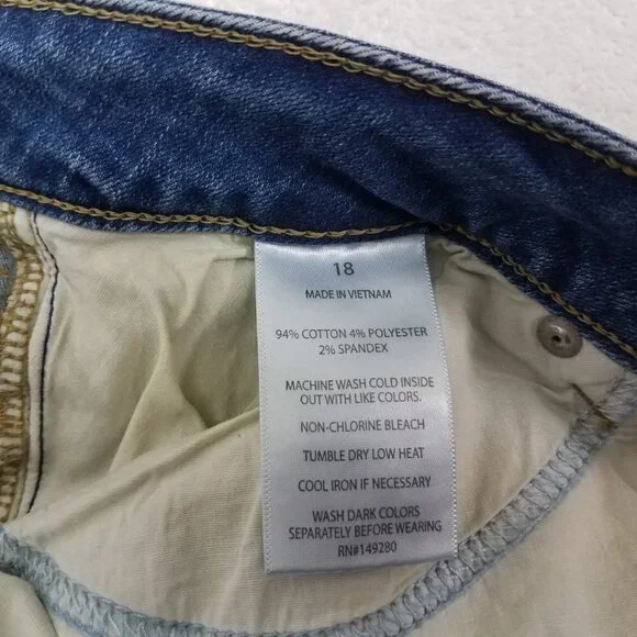 NEW SLINK Size 18 Boot Cut Curvy Denim Jeans Distressed in Erica Blue Wash Boot Cut